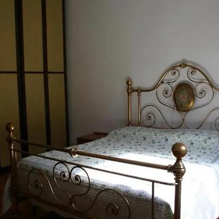 Garda Fine Apartment