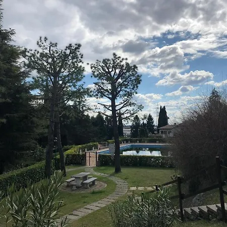 Garda Fine Apartment
